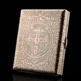 metalowa-papierosnica-z-pieknym-zdobieniem-na-20-papierosow-kolor-mosiadz