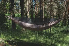 hamak-lekki-tigerwood-wazka-v2-pustynny-z-moskitiera-single-zip