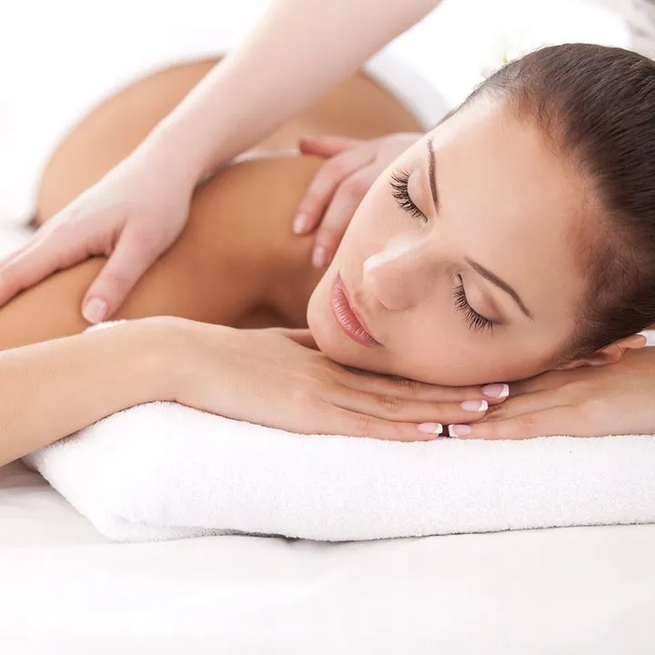 naturalny-olej-ze-slodkich-migdalow-1-litr-szklana-butelka-z-stan-nowy