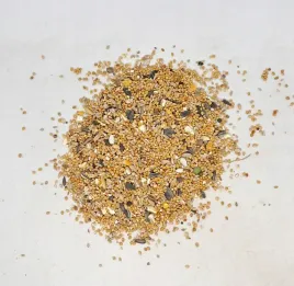 kampol-o-mix-drobny-karma-dla-papug-dzikich-ptakow-25kg