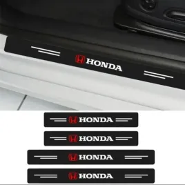 karbonowe-naklejki-ochronne-na-progi-honda-zestaw-4-sztuki