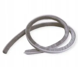 pasek-uszczelka-szczotka-przeciwkurzowa-szafa-przyklejana-7x15mm-szara-1mb