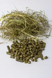 trawokulki-siano-granulowane-pellet-25-kg