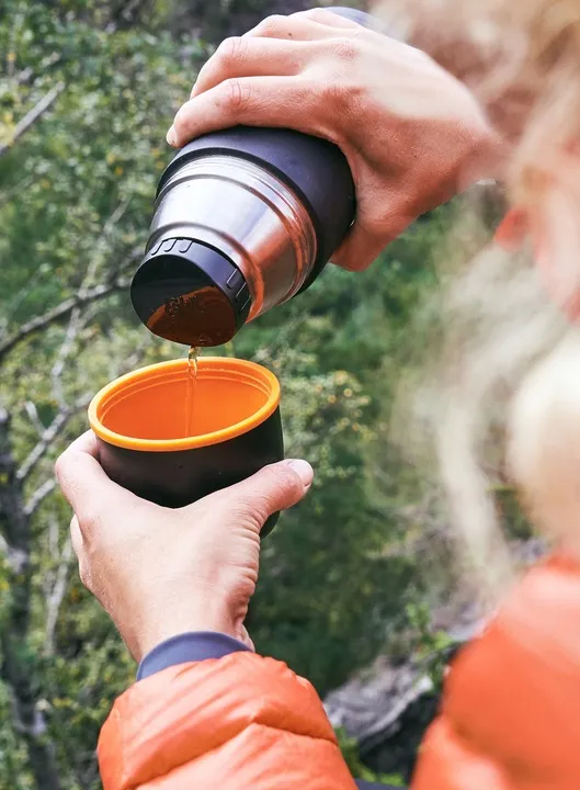 termos-esbit-vacuum-075l-black