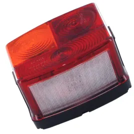 lampa-tylna-jd-case-steyr-lewa