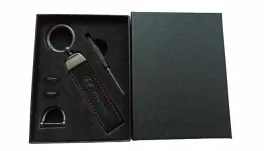 hyundai-brelok-breloczek-alcantara-skora-prezent-pudelko