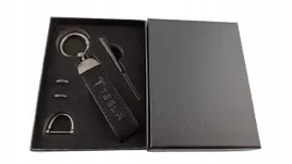 tesla-brelok-breloczek-alcantara-czarny-nowy-model-pudelko