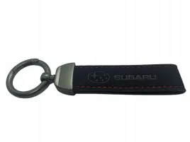 subaru-brelok-breloczek-skora-czarny