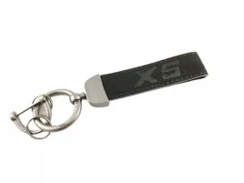 bmw-x5-brelok-breloczek-brylok-alcantara-skora-czarna-nic