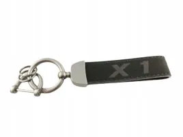bmw-x1-brelok-breloczek-brylok-alcantara-skora-czarna-nic