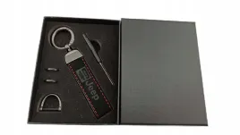 jeep-brelok-breloczek-brylok-alcantara-skora-pudelko-wz02