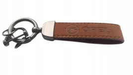 opel-brelok-breloczek-skora-alcantara-brazowy