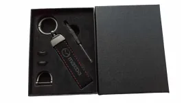 mazda-brelok-breloczek-brylok-alcantara-skora-pudelko