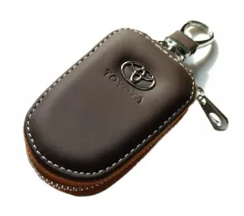 toyota-etui-pokrowiec-skorzany-na-kluczyk-brazowy-premium