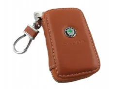 skoda-etui-pokrowiec-skorzany-na-kluczyk-brazowy