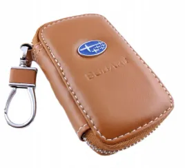 subaru-etui-pokrowiec-skorzany-na-kluczyk-brazowy-elegancki