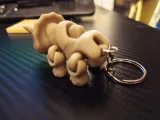 brelok-ruchomy-triceratops-material-dominujacy-plastik