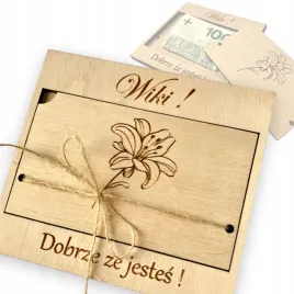 prezent-na-urodziny-drewniana-kartka-grawer-pudelko-bon-podziekowanie