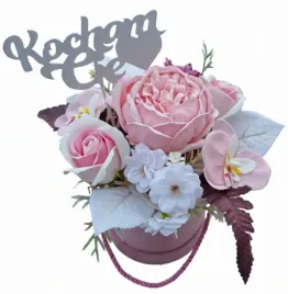 flower-box-kwiaty-mydlane-bukiet-na-prezent-piwonia-duza-dzien-babci-welur