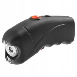 paralizator-obronny-blackfire-tornado-compact-z-latarka-750-tysiecy-v