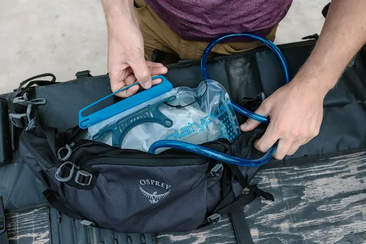 buklak-na-wode-platypus-big-zip-evo-2l-waga-z-opakowaniem-0-324-kg