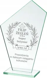 statuetka-szklana-z-grawerem-na-prezent-puchar-trofeum-nagroda-dla