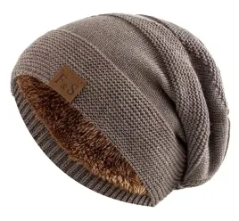 czapka-zimowa-beanie-z-futerkiem