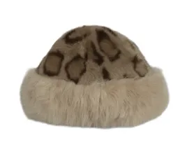 czapka-futrzana-zimowa-w-cetki