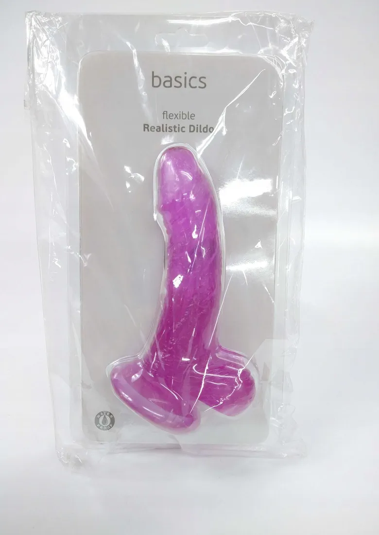 basics-flexible-realistic-dildo