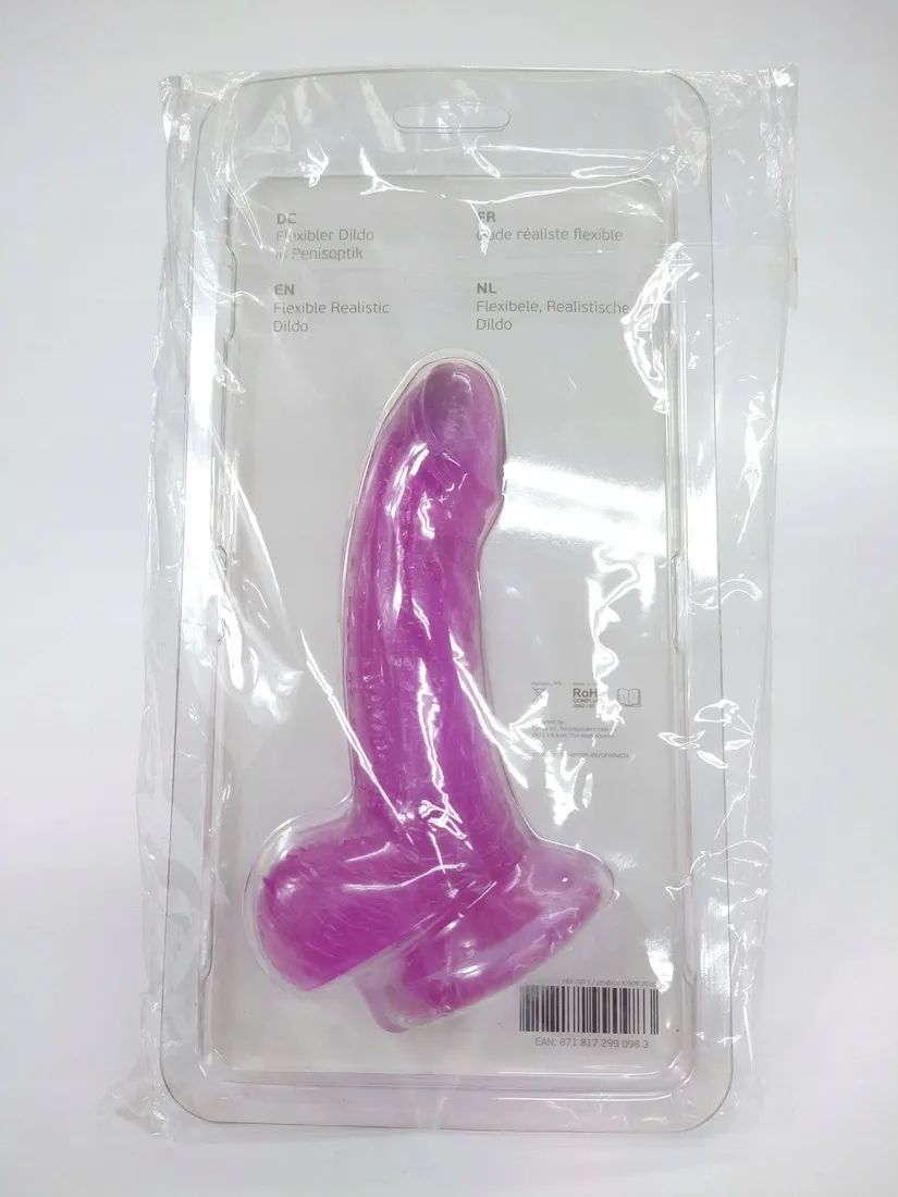 basics-flexible-realistic-dildo