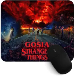 personalizowana-podkladka-stranger-things-dla-fana-serialu-rozne-wzory