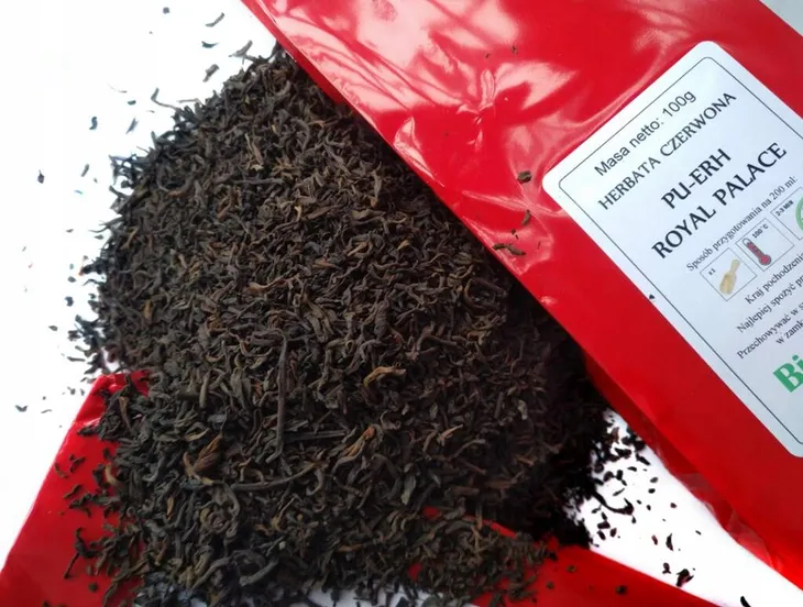 herbata-pu-erh-royal-palace-100g-flavo-forma-lisciasta-stan-nowy