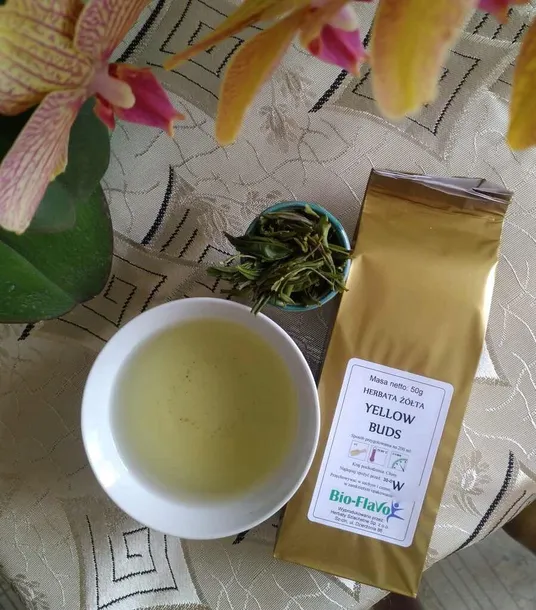 herbata-zolta-yellow-buds-50g-flavo-marka-bez-marki-forma-lisciasta
