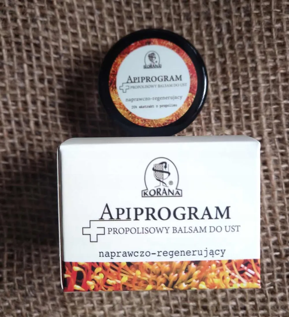 apiprogram-propolisowy-balsam-do-ust-7ml