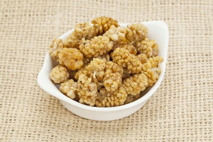 morwa-biala-suszona-500g-targroch-cechy-dodatkowe-wegetarianskie