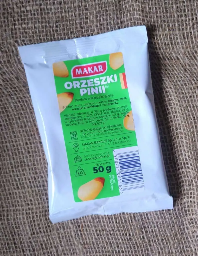 orzeszki-piniowe-50g-makar