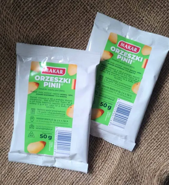 orzeszki-piniowe-50g-makar-typ-naturalne