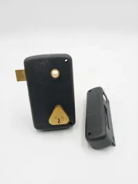 cisa-50211-zamek-do-drzwi-drewnianych-niklowany