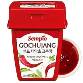 koreanska-ostra-pasta-paprykowa-gochujang-250g-sempio