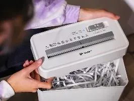 niszczarka-tracer-razor-3