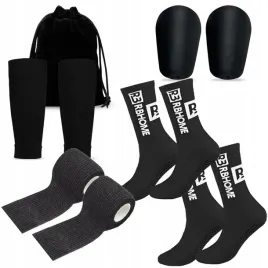 zestaw-pilkarski-ochraniacze-10x6-cm-tejpy-skarpety-antyposlizgowe