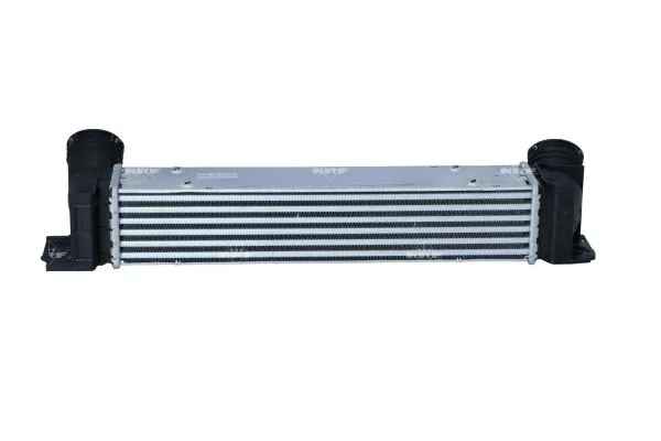 intercooler-bmw-e81-e90-nrf-30797-waga-produktu-5-kg