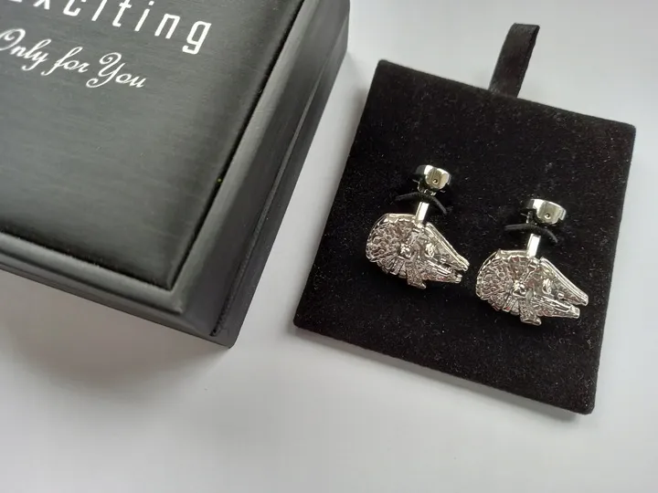 spinki-do-mankietow-star-wars-sokol-millenium-stan-nowy-kamien-inny-kamien-bez-kamienia