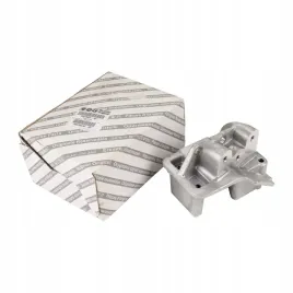 wspornik-poduszki-silnika-alfa-romeo-mito-fiat-500l-punto-tipo-doblo-1-4