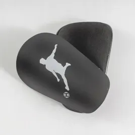 mini-ochraniacze-pilkarskie-czarne-s-10x6cm-ultralekkie-21g-z