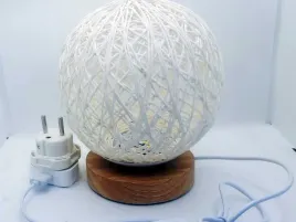 lampka-nocna-stolowa-rattanowa-kulista-kulista-led-3w-usb