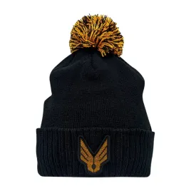 czapka-lech-poznan-zimowa-zlote-skrzydelko