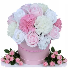 flowerbox-mydlane-kwiaty-bukiet-kwiatow-na-prezent-walentynkowy-flower-box