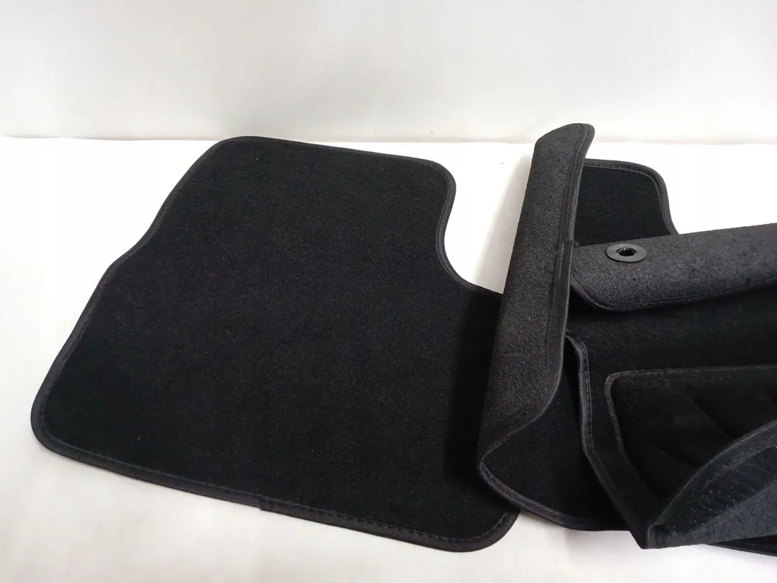 dbs-dywaniki-samochodowe-do-208-2012-2019