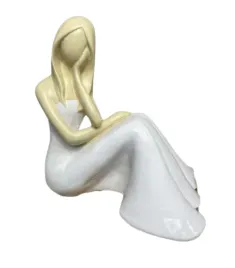 figurka-aniol-siedzacy-podparty-bialy-hand-made
